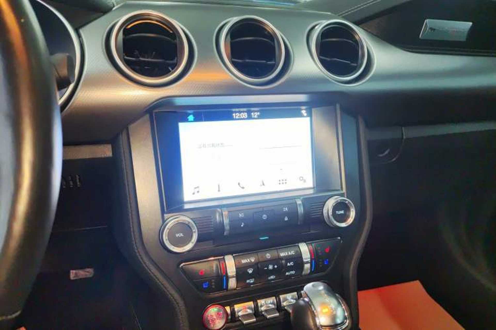 Used Ford Mustang 2019 2.3L EcoBoost Audio And AC Panel