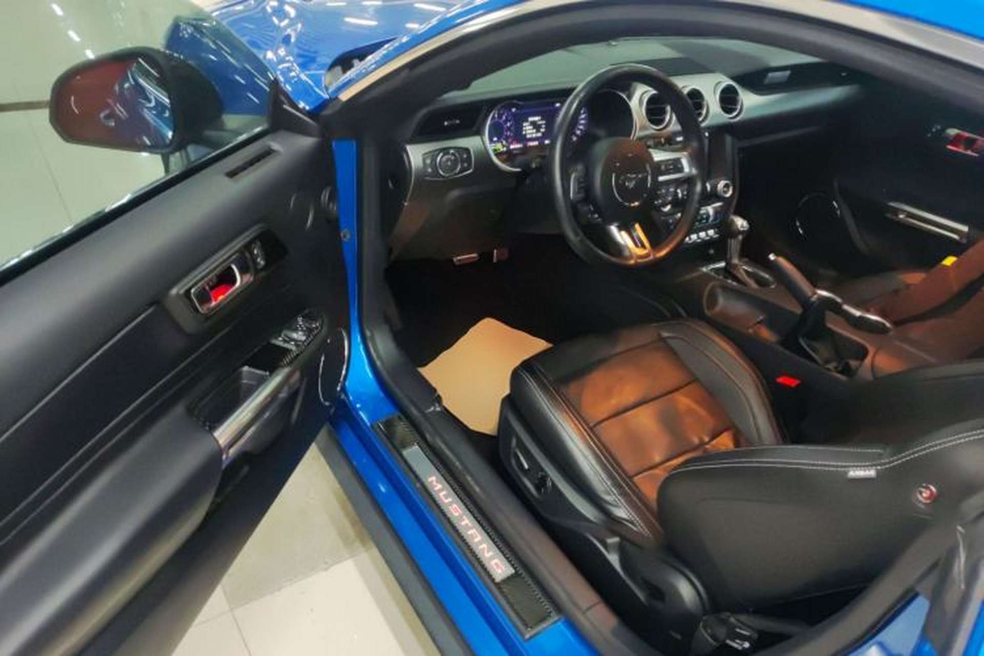 Used Ford Mustang 2019 2.3L EcoBoost Driver Seat