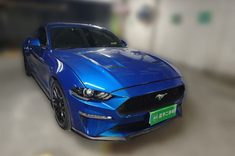 Used Ford Mustang 2019 2.3L EcoBoost Front Right 45 Deg