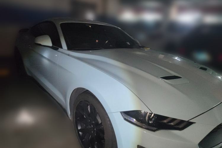 Used Ford Mustang 2019 2.3L EcoBoost Front Right 45 Deg