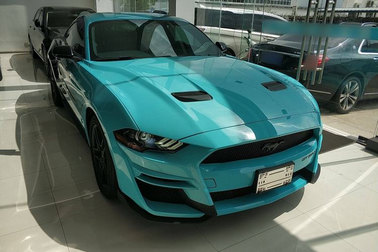 Used Ford Mustang 2019 2.3T Automatic Hardtop Base Version U.S. Specification Front Right 45 Deg