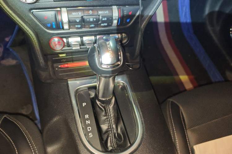 Used Ford Mustang 2019 2.3L EcoBoost Gear Lever