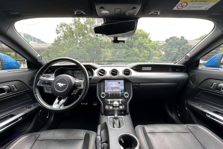 Used Ford Mustang 2019 2.3L EcoBoost Interior 3
