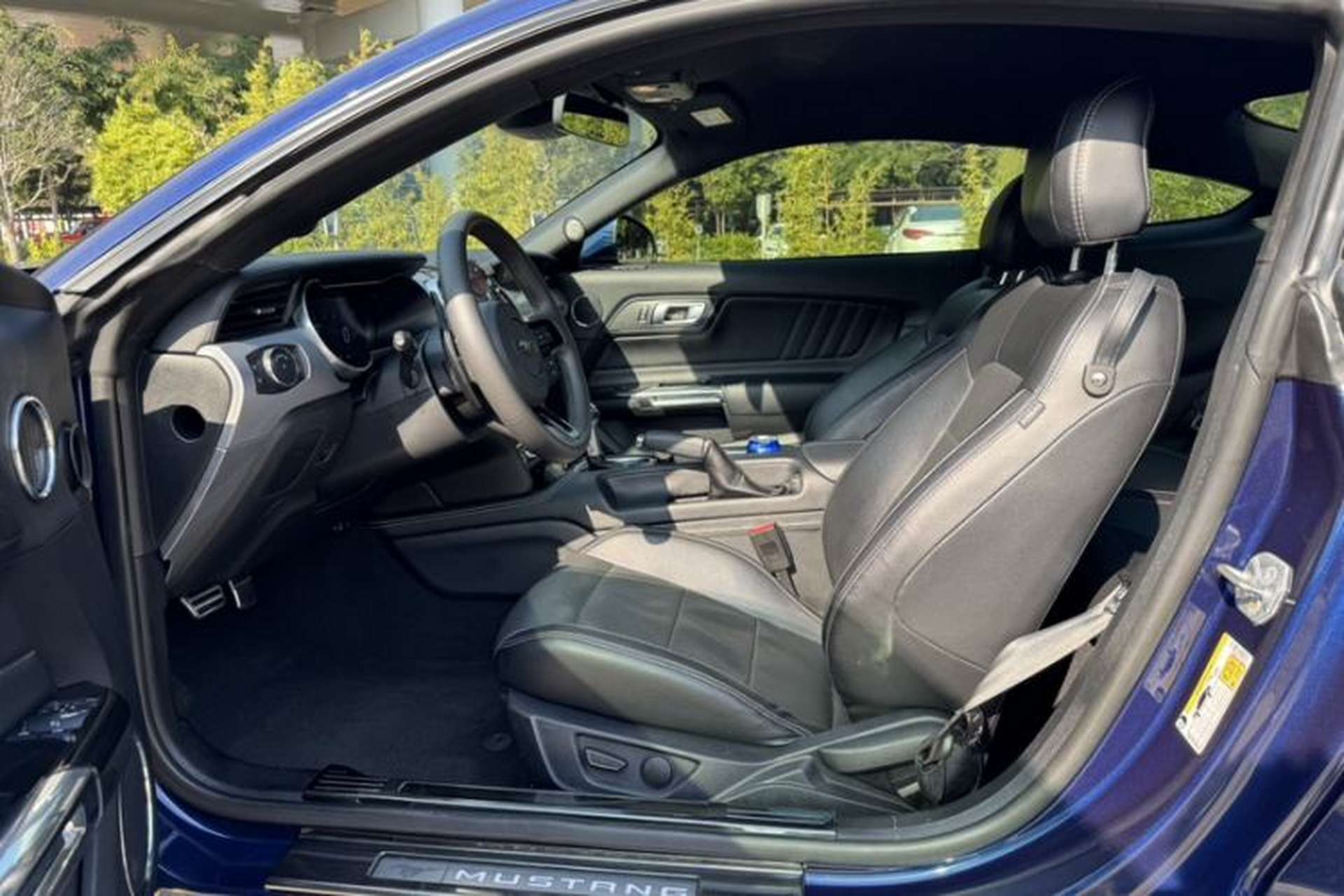 Used Ford Mustang 2019 2.3L EcoBoost Interior 4