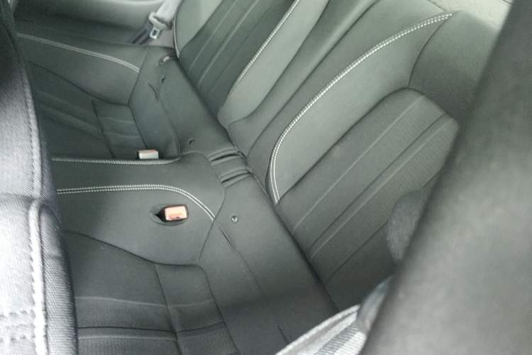 Used Ford Mustang 2019 2.3T Automatic Hardtop Base Version U.S. Specification Left Rear Seat