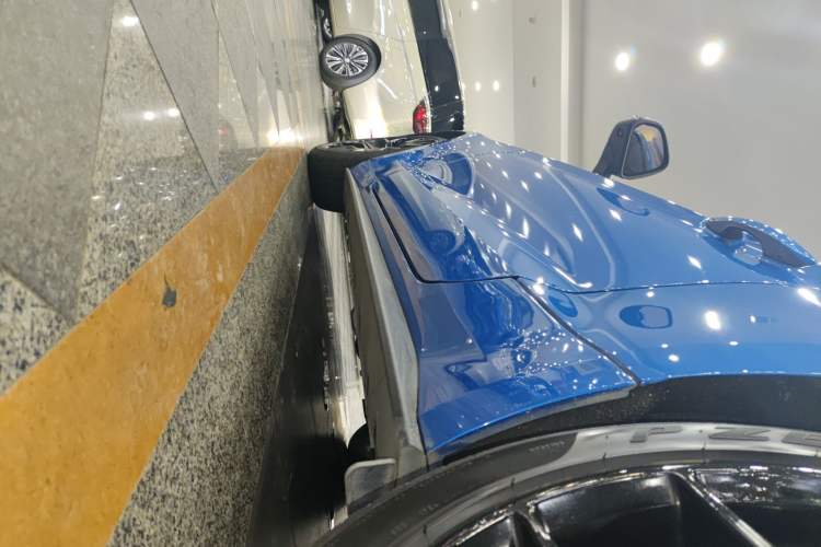 Used Ford Mustang 2019 2.3L EcoBoost Left Side Sill