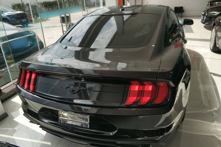 Used Ford Mustang 2019 2.3T Automatic Hardtop Base Version U.S. Specification Rear
