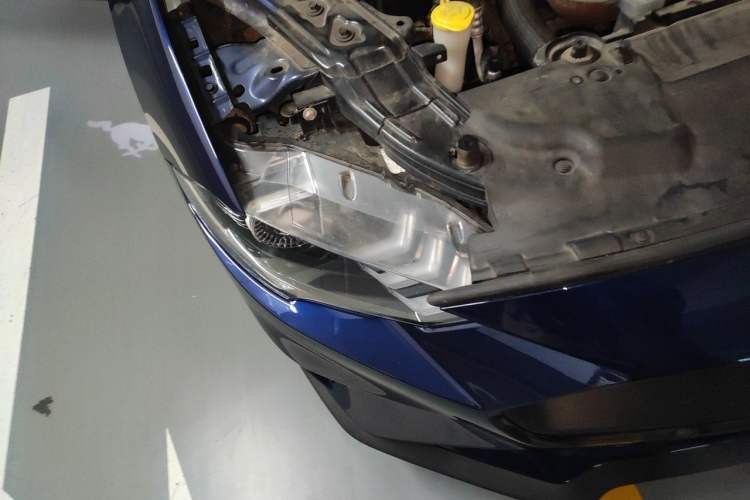 Used Ford Mustang 2019 2.3L EcoBoost Right Front Headlight