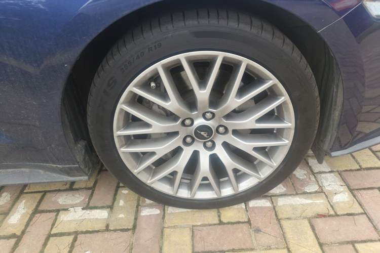 Used Ford Mustang 2019 2.3L EcoBoost Dark Knight Sport Edition Right Front Wheel Hub