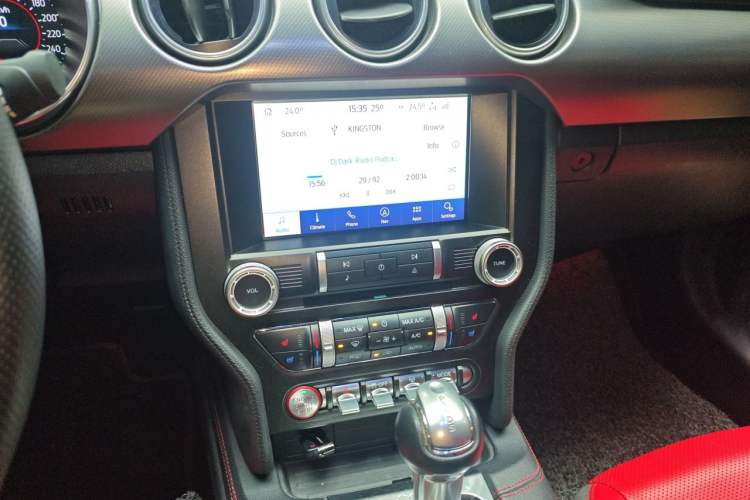 Used Ford Mustang 2019 2.3L EcoBoost Audio And AC Panel