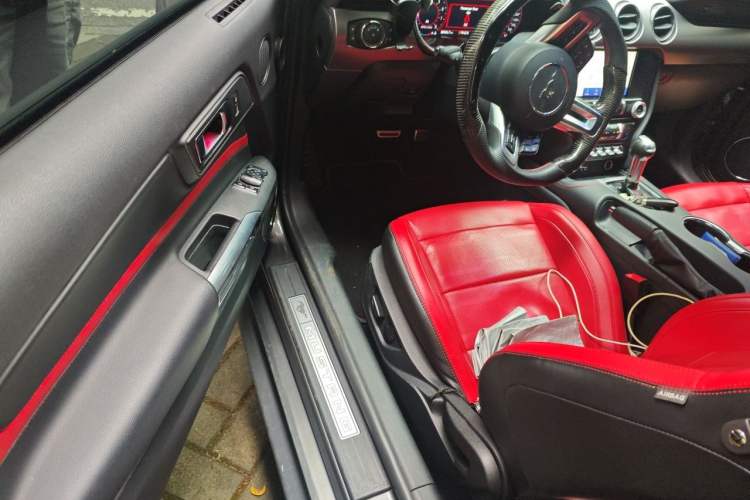 Used Ford Mustang 2019 2.3L EcoBoost Driver Seat