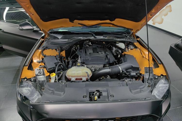 Used Ford Mustang 2019 2.3L EcoBoost Engine Bay