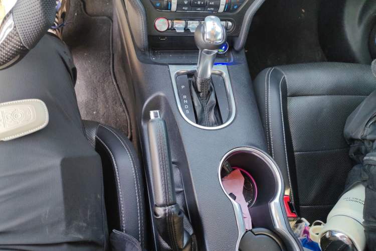 Used Ford Mustang 2019 2.3L EcoBoost Gear Lever