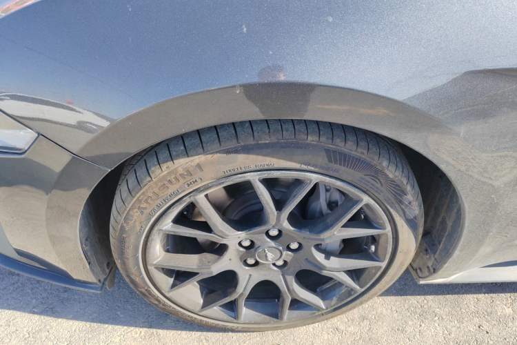 Used Ford Mustang 2019 2.3L EcoBoost Left Front Wheel Hub