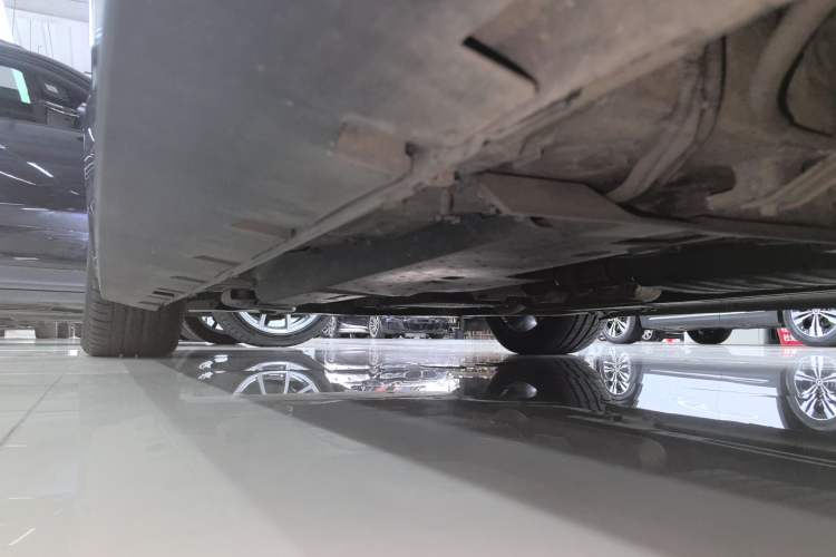 Used Ford Mustang 2019 2.3L EcoBoost Left Side Sill