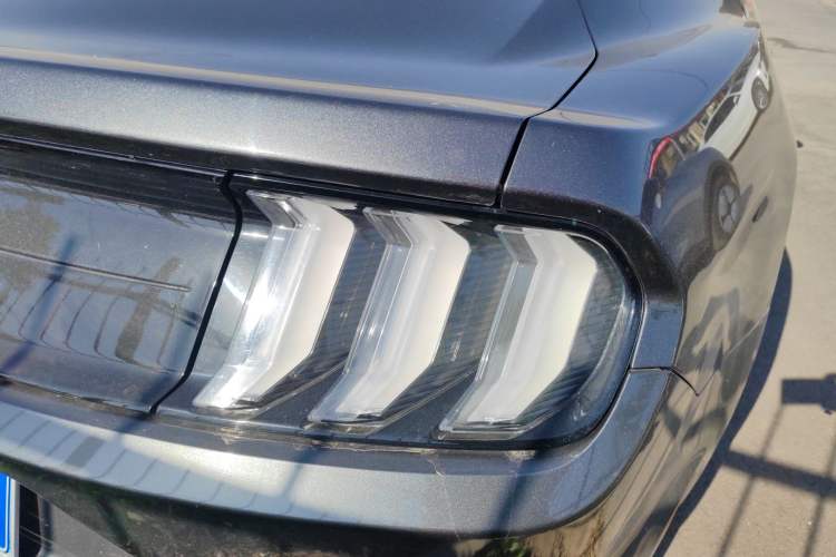 Used Ford Mustang 2019 2.3L EcoBoost Right Rear Taillight