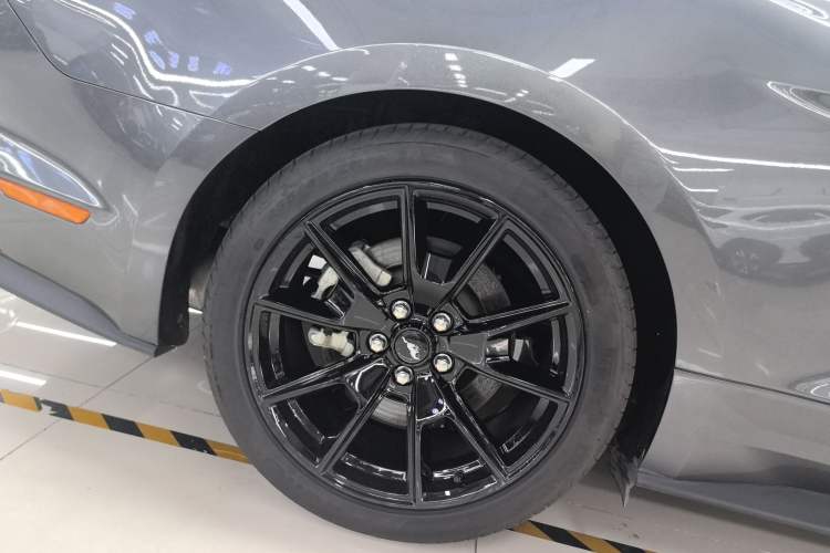 Used Ford Mustang 2019 2.3L EcoBoost Right Rear Wheel Hub