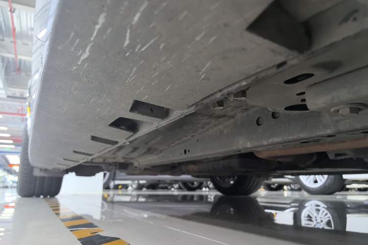 Used Ford Mustang 2019 2.3L EcoBoost Right Side Sill
