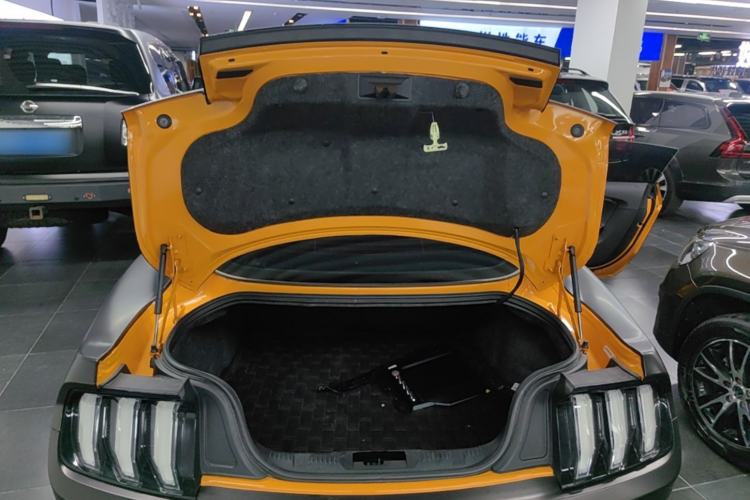 Used Ford Mustang 2019 2.3L EcoBoost Trunk