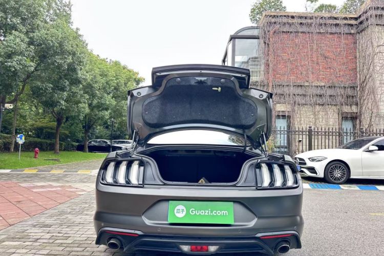Used Ford Mustang 2019 2.3L EcoBoost Performance Enhanced Edition Trunk