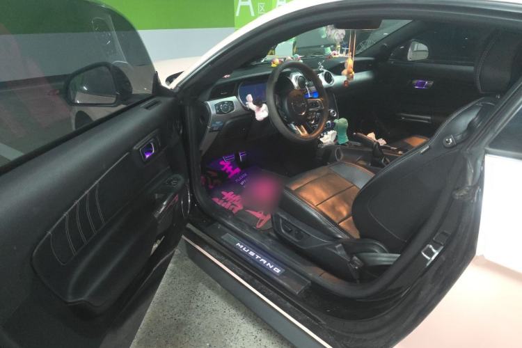 Used Ford Mustang 2019 2.3L EcoBoost Driver Seat