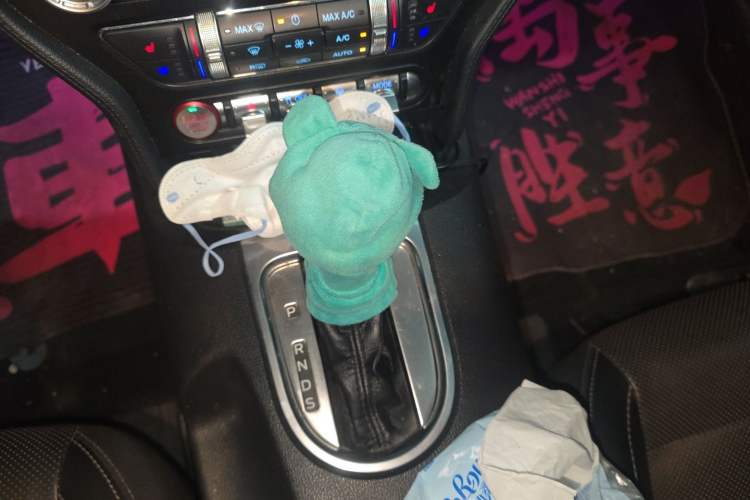 Used Ford Mustang 2019 2.3L EcoBoost Gear Lever