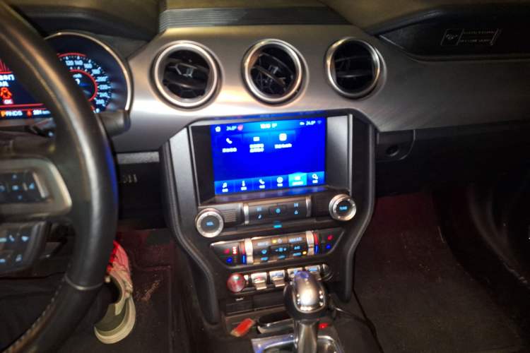 Used Ford Mustang 2019 2.3L EcoBoost Audio And AC Panel