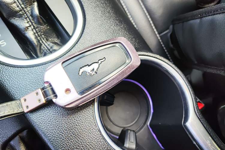 Used Ford Mustang 2019 2.3L EcoBoost Interior 1