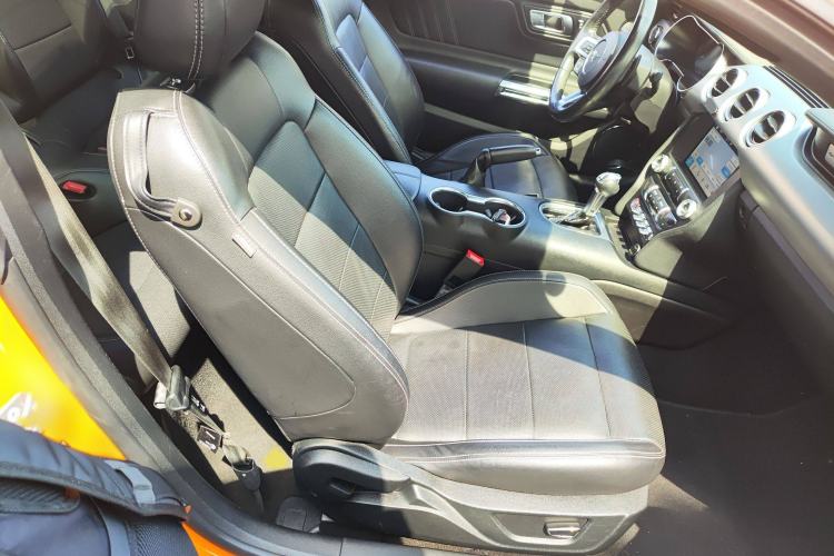 Used Ford Mustang 2019 2.3L EcoBoost Right Front Seat