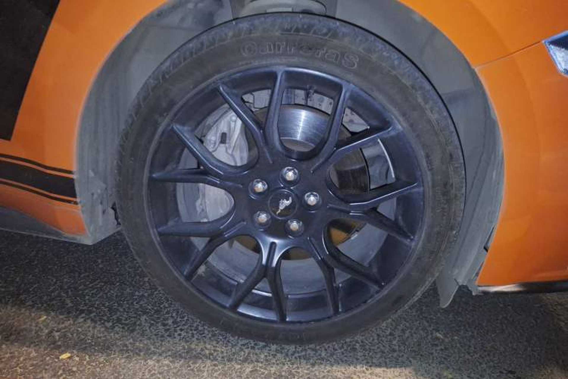 Used Ford Mustang 2019 2.3L EcoBoost Right Front Wheel Hub
