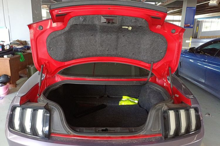 Used Ford Mustang 2019 2.3L EcoBoost Trunk