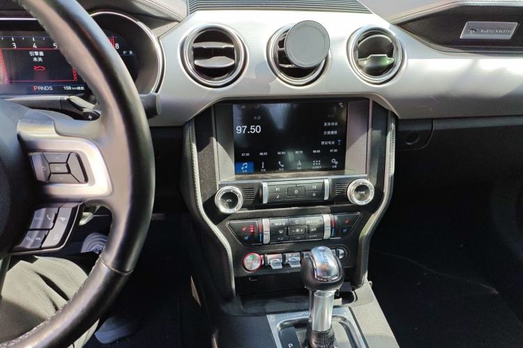 Used Ford Mustang 2019 2.3L EcoBoost Audio And AC Panel