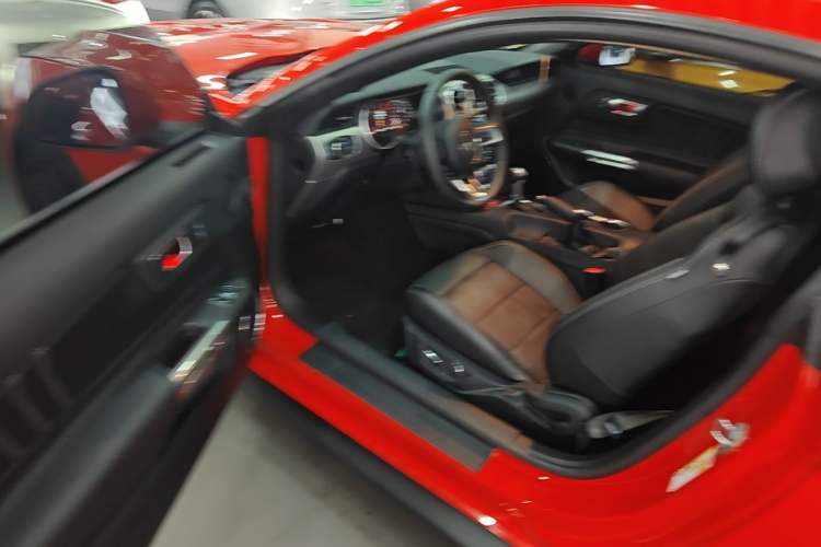 Used Ford Mustang 2019 2.3L EcoBoost Driver Seat
