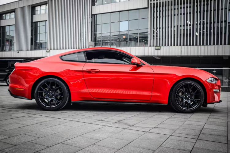 Used Ford Mustang 2019 2.3L EcoBoost Exterior 4