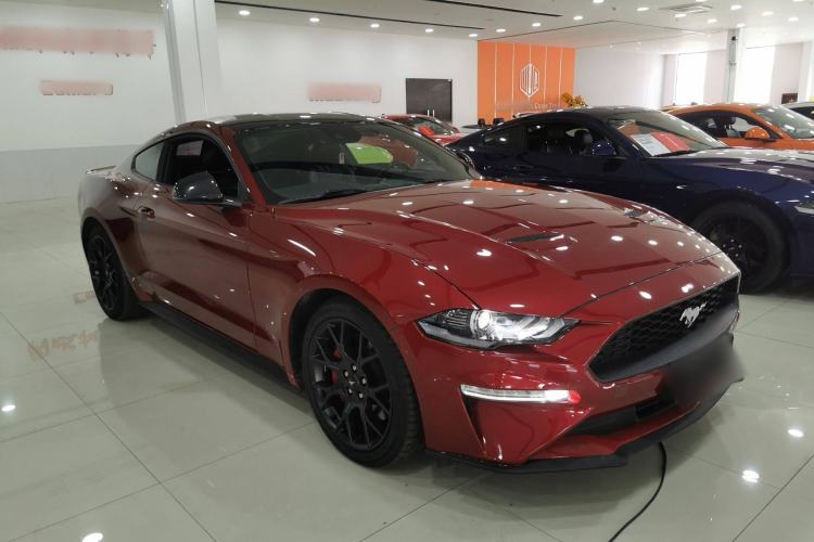 Used Ford Mustang 2019 2.3L EcoBoost Front Right 45 Deg