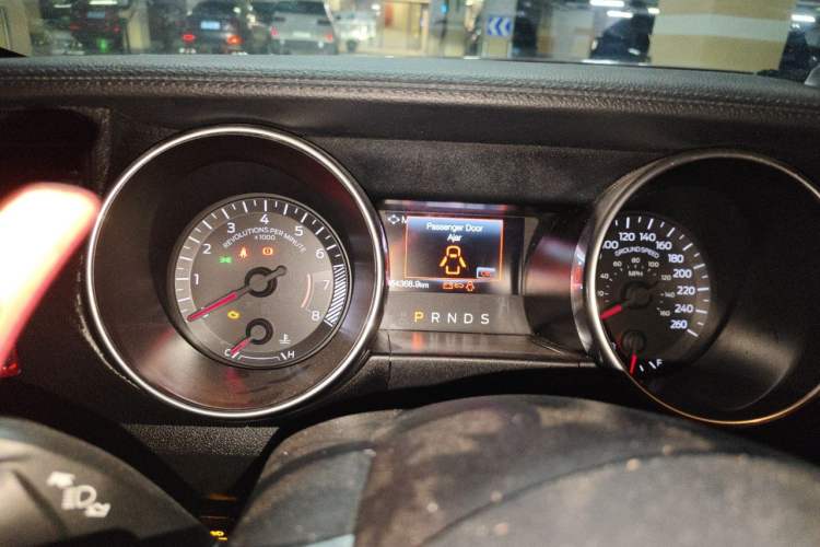 Used Ford Mustang  Instrument Cluster