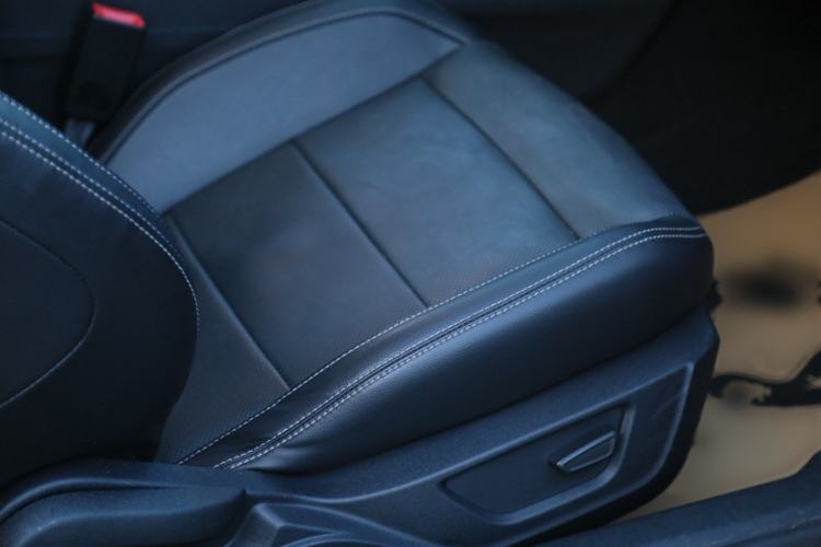 Used Ford Mustang 2019 2.3L EcoBoost Interior 2