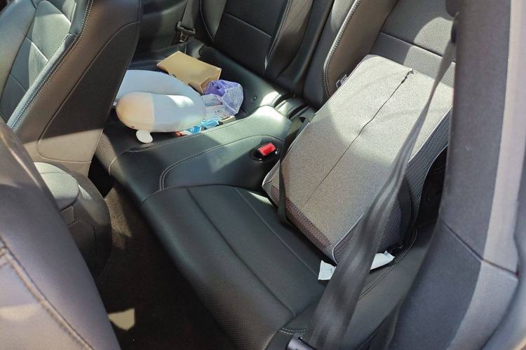 Used Ford Mustang 2019 2.3L EcoBoost Interior 4