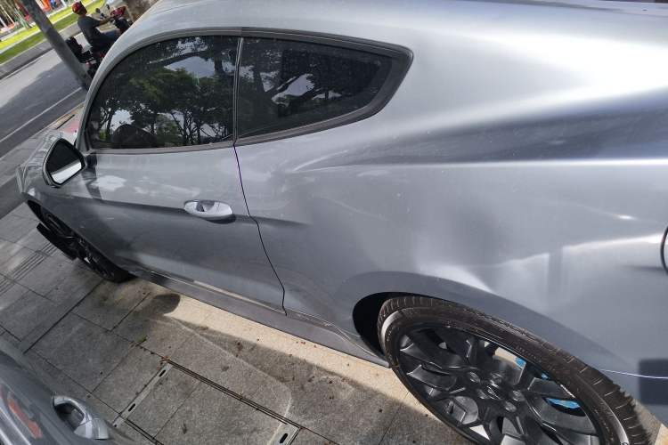 Used Ford Mustang 2019 2.3L EcoBoost Exterior 4