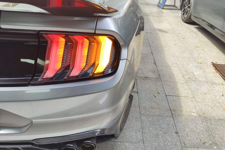 Used Ford Mustang 2019 2.3L EcoBoost Exterior 7