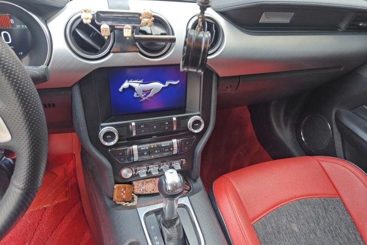 Used Ford Mustang 2019 2.3L EcoBoost Audio And AC Panel