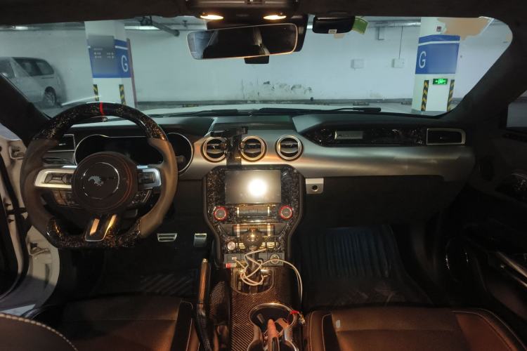 Used Ford Mustang 2019 2.3L EcoBoost Center Console