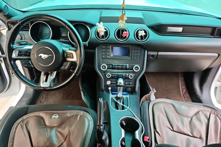 Used Ford Mustang 2019 2.3T EcoBoost Center Console