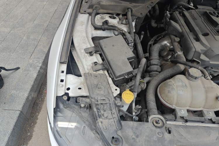Used Ford Mustang 2019 2.3L EcoBoost Engine Bay Right