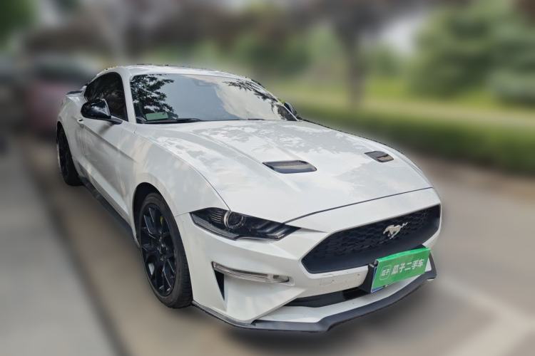 Used Ford Mustang 2019 2.3L EcoBoost Front Right 45 Deg