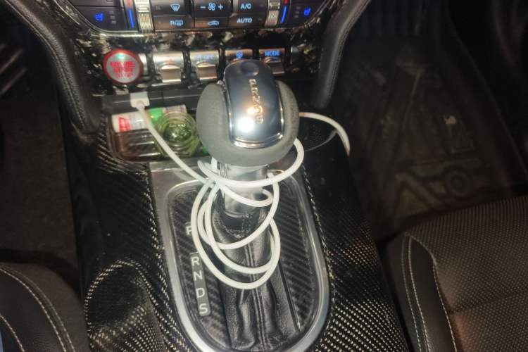 Used Ford Mustang 2019 2.3L EcoBoost Gear Lever