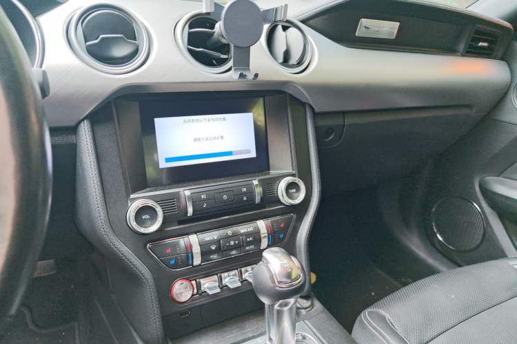 Used Ford Mustang 2019 2.3L EcoBoost Audio And AC Panel