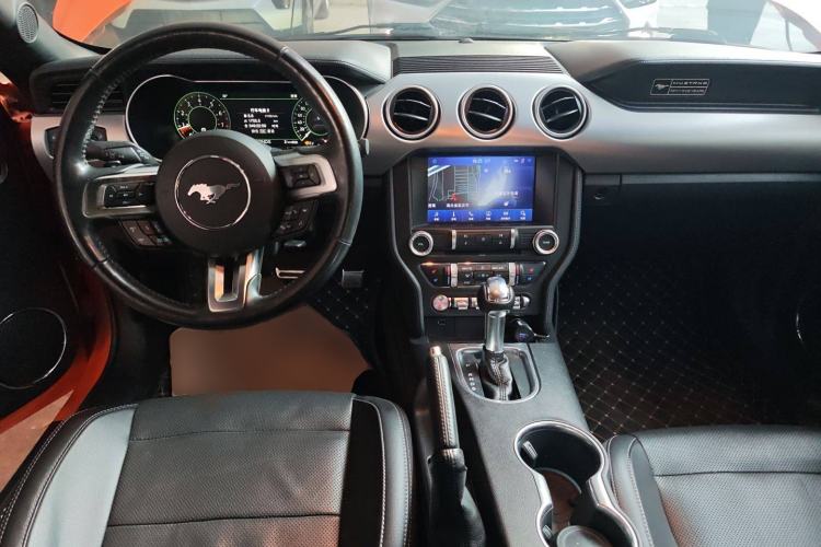 Used Ford Mustang 2019 2.3L EcoBoost Center Console