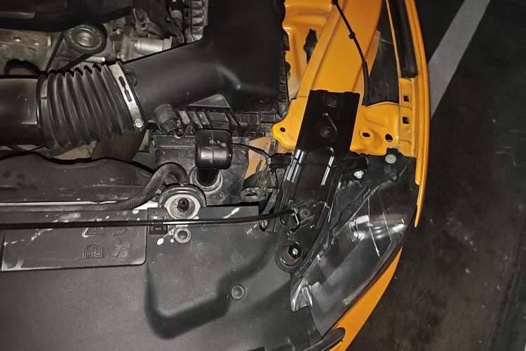 Used Ford Mustang 2019 2.3L EcoBoost Engine Bay Left