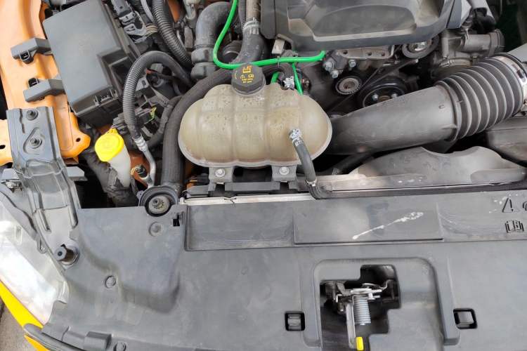 Used Ford Mustang 2019 2.3L EcoBoost Engine Bay Right